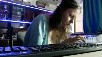 Pa1e_pr1ncess findom hot cam video