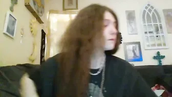 queencrimsonlvx recorded nude video 945471