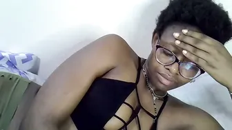 Sweet_zarah squirt chat cam sex