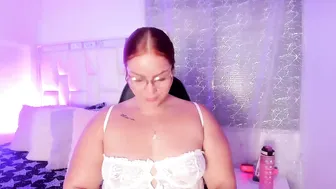 leahbarker recorded nude video 946139