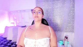 leahbarker recorded nude video 946139