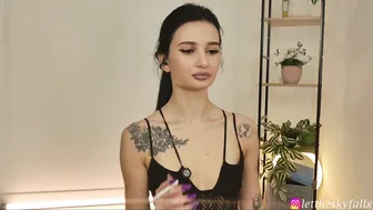 sky011fall submissive cam show