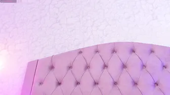 saraa_joness_ smalltits - 03 May 2026