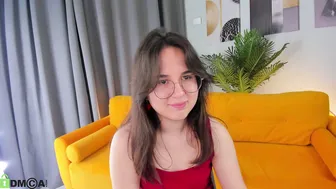 leylamirage skinny cam show