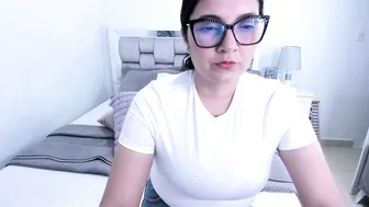 camila_buitrago shy live cam show