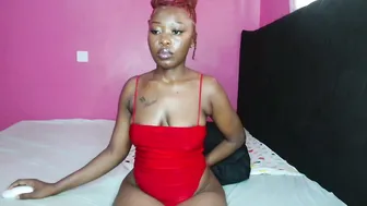 elsie1_ cam video 07-10-2025