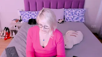 Sabrinamacmarren cam sex 10 July 2025