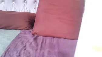 sweetmellowx1 on live cam 07/11/2025