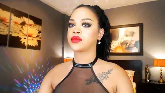 urmajestytyra cam porn (05-04-2026)