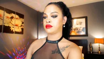 urmajestytyra recorded nude video 950405