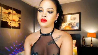 urmajestytyra amateur cam 04 May 2026