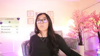 Violetjonesx (05-04-2026) nude chat