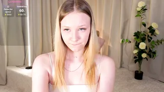 staceyyjones smalltits hot webcam porn