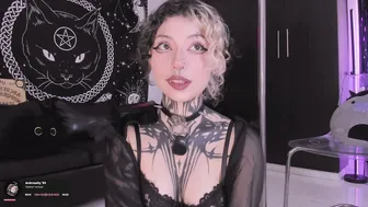 hazellwitch webcam porn video - 04-May-26