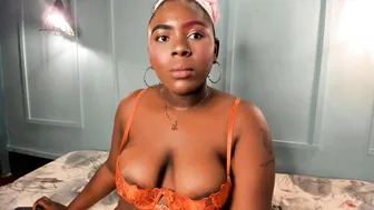 nanymoreno on webcam (05-05-2026)