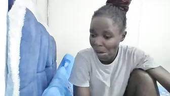 Pretty_petite_ebony sexy horny amateur video