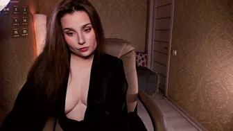 eesmaaarr live cam show 05-May-26