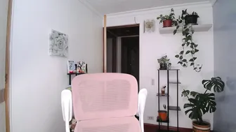 littlelaksmi natural porn cam