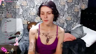 Pretty_cristal22 skinny sex chat