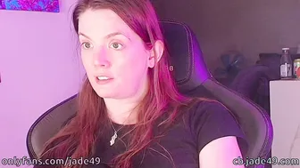 Jade49 posing on webcam (05-05-2026)