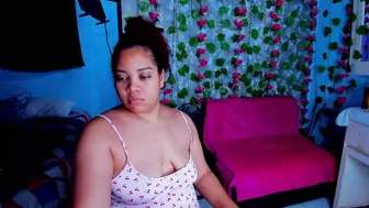angelacoffee brunette video cam