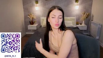 emma_myer shy 05-May-26