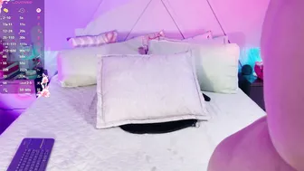 Emmajohnss naked on cam 05-May-26