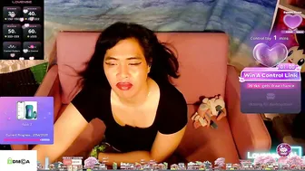 Tashakai asian on webcam
