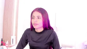 Sunnywhitee petite - 06-May-2026