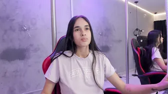 alice__susan nude cam (05-06-2026)