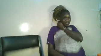 pretty_lucie milk cam chat