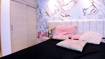 kiana_cream cam video 06 May 2026