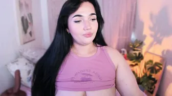 Cherries_and_wine_ on webcam - 06-May-2026