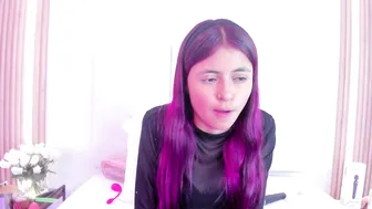 Sunnywhitee sex cam chat (05-07-2026)