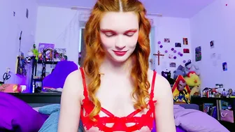 annakeenon hot cam video 05/07/2026