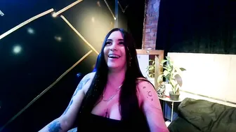 Michell_h joi webcam chat