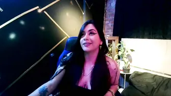 Michell_h joi webcam chat