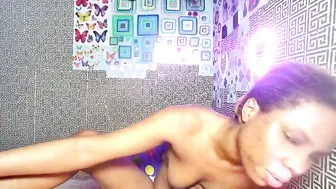 Slimzyxdoll ebony sex cam
