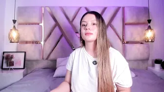 Giigii_hadidd webcam chat (05-07-2026)