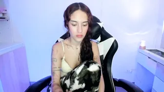 Kaylie_xxx 08-May-2026 cam sex