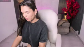 kim_stonee_ milk - (05/08/2026)