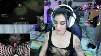 mature_gamer bigass chat cam sex