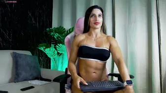 Emily_foxx01 sex porn cam (05/08/2026)