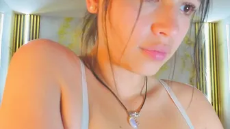 bonnie_1s cam nude 05-08-2026
