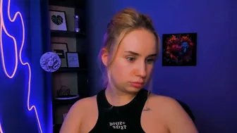 sarahwelddy porn cam chat 05-08-2026
