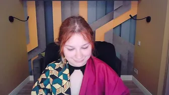 Angelinalow squirt webcam chat
