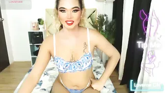 ur_sassygirl femboy live cam show