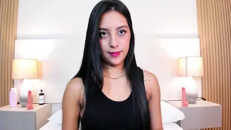 Emmaespencer webcam video - 05-08-2026