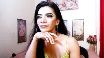 alluringsofia exhibitionist stream