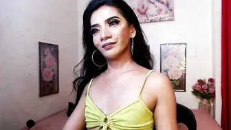 alluringsofia exhibitionist stream